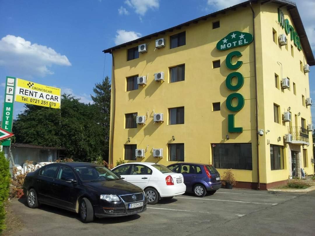 Motel Cool Bărcăneşti Zewnętrze zdjęcie
