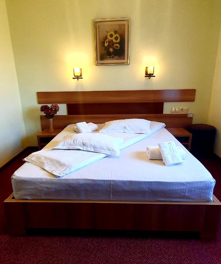 Motel Cool Bărcăneşti Zewnętrze zdjęcie