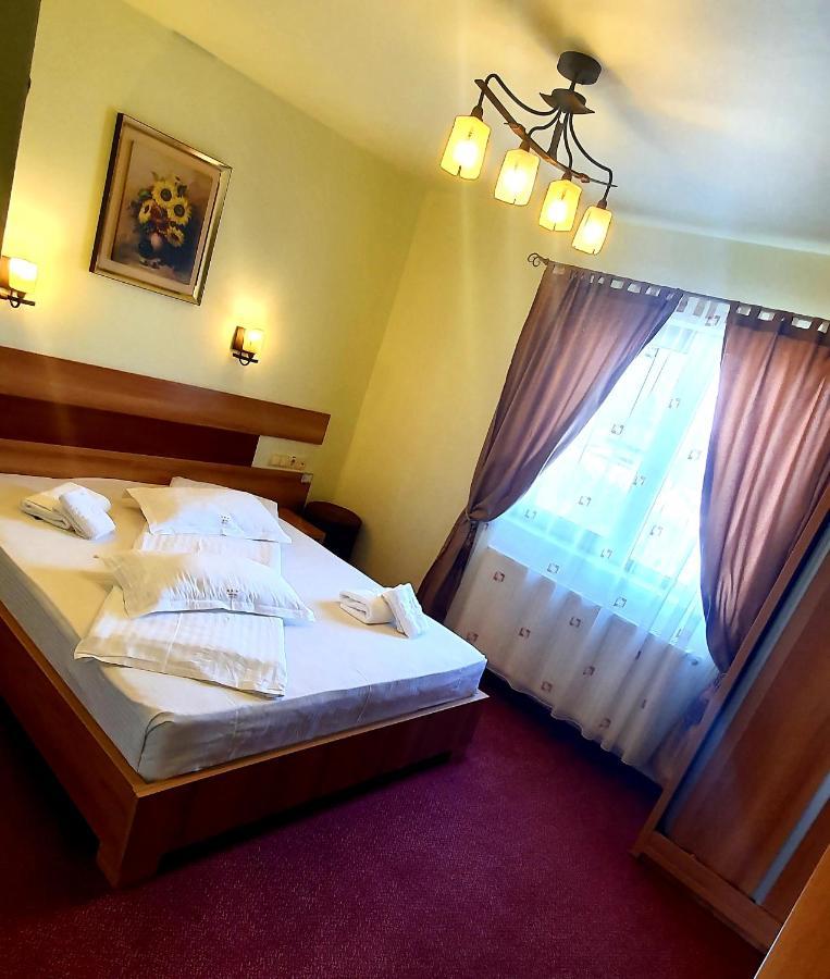 Motel Cool Bărcăneşti Zewnętrze zdjęcie
